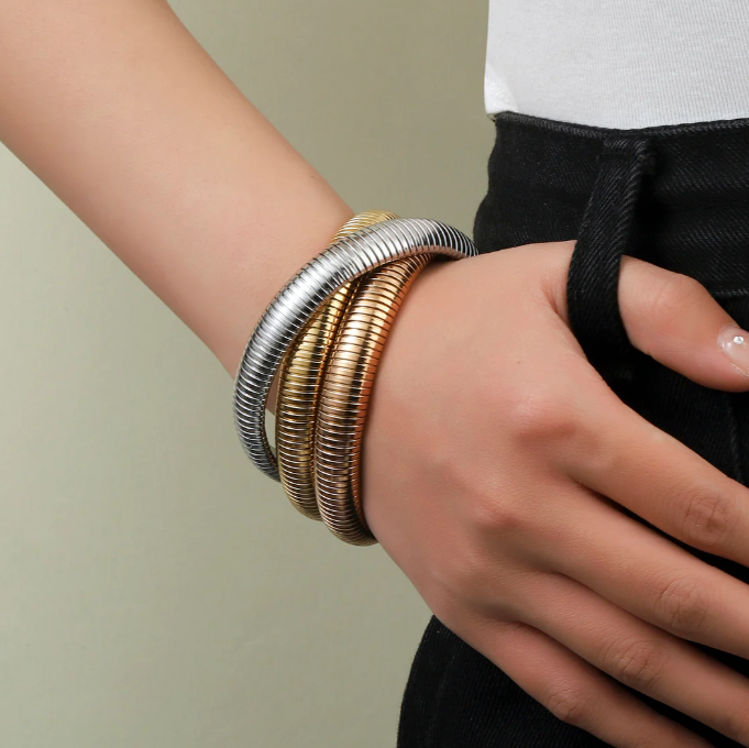 Wrap Up Bold Gold Bracelet (Multicolor) | Anti Tarnished