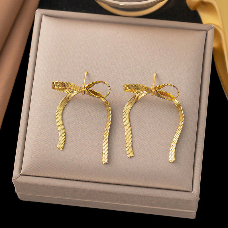 Bow Themed Drop Earrings