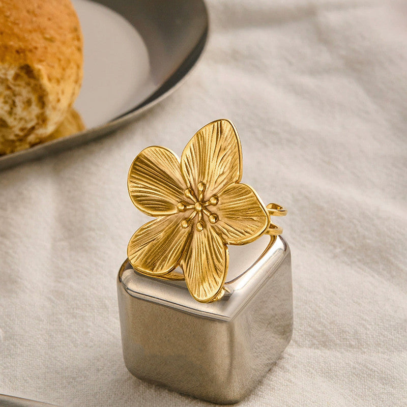 Gold Plated Anti Tarnish Stainless Steel Floral Themed Ring