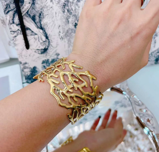 Solid Root 18K Gold Anti Tarnish Stainless Steel Cuff Bracelet For Women